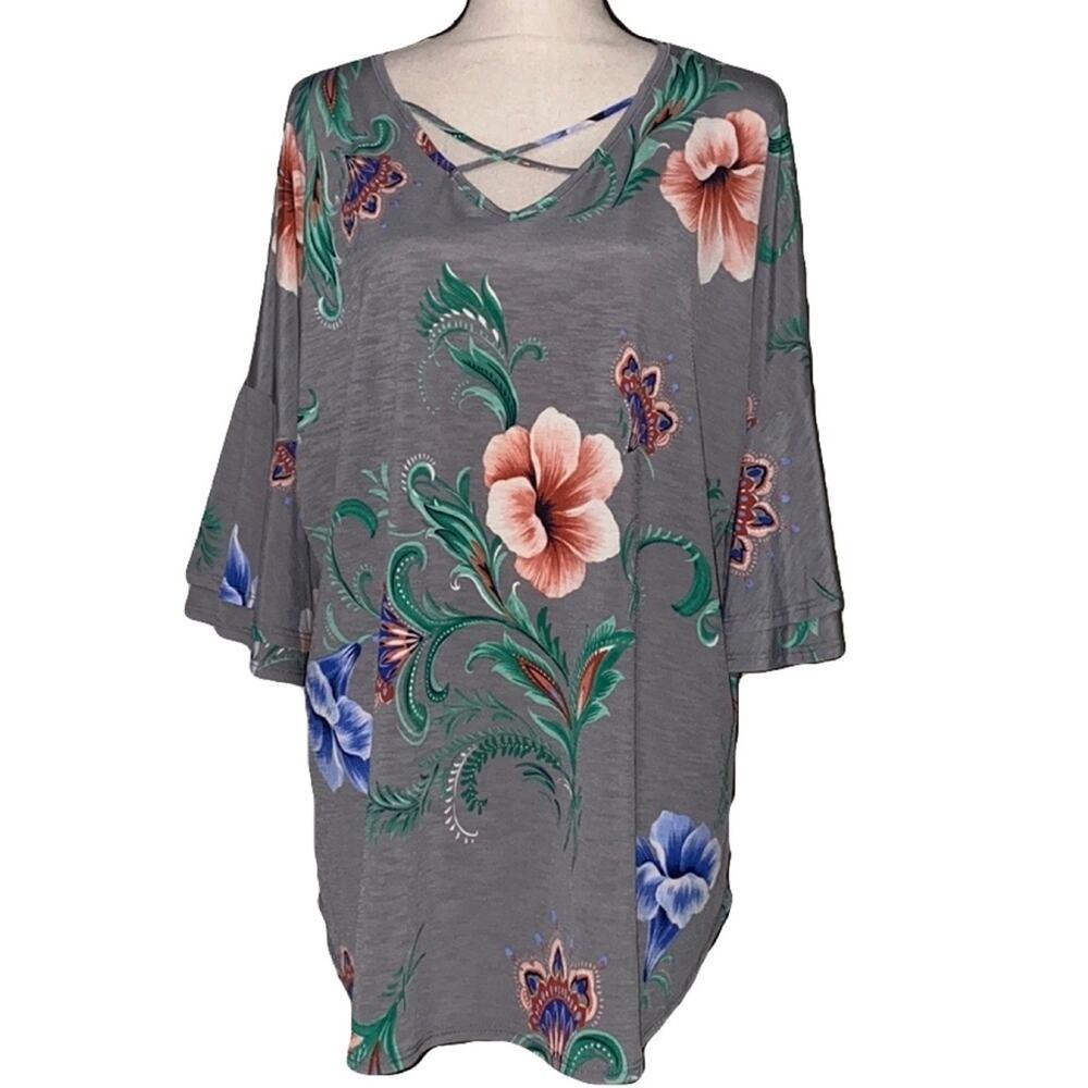 Perfectly Priscilla women's XL pullover grey floral v-neck criss cross top NWOT
